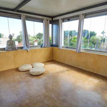 Nirvana By Hello Homes 시체스