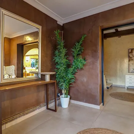 빌라 Nirvana By Hello Homes