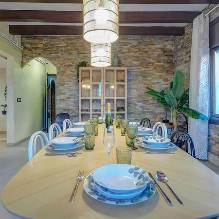 Nirvana By Hello Homes 시체스