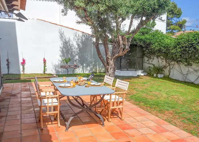 Nirvana By Hello Homes Villa Sitges